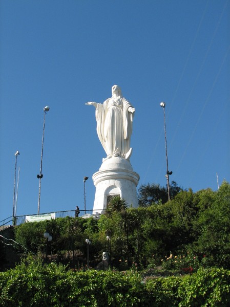 IMG_5710.jpg -  San Cristobal   Crowned by a 36m statue of Virgin Mary, 869m tall Cerro San Cristobal in Barrio Bellavista towers above Santiago. Reached by funicular railway (the most direct route) or teleferico (aerial tramway) it dominates Parque Metropolitano, central Santiago's largest  open space and a major recreational resource for the residants of the capital.  From Plaza Caupolican, the funicular rises to Terraza Bellavista which provides extraordinary views of the city. It then continues to climb to the summit of San Cristobal where John Paul II said mass at the Santuario Inmaculada Concepcion during his Santiago visit in 1984.  At the Terraza is Estacion Cumbre, the start of the 2000m long teleferico which goes from Cerro San Cristobal, to a station near the north end of Av. Pedro del Valdivia Norte.
