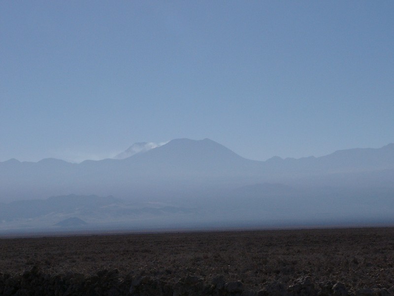 P1080261.JPG - Volcan Lascar actively smoking away.