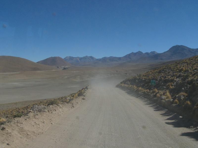 P1080381.JPG - The road going west from Geiser del Tatio to Caspana