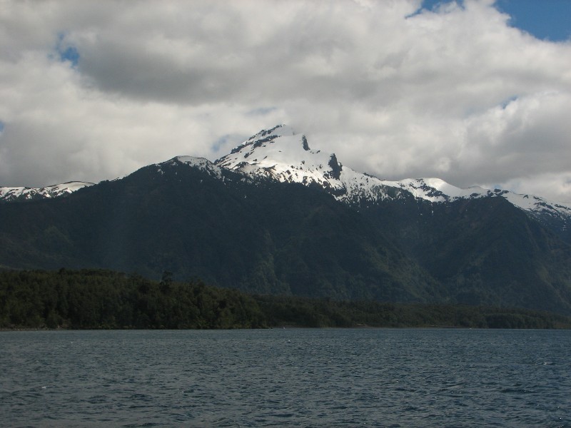 IMG_5864.jpg - Mountain scenery by the All Saints Lake.